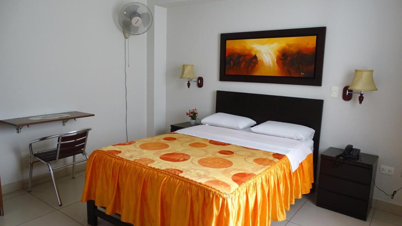 Hospedaje Dimar Inn ลิมา ภายนอก รูปภาพ