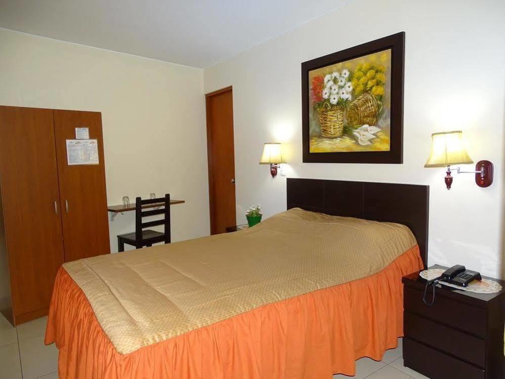 Hospedaje Dimar Inn ลิมา ภายนอก รูปภาพ